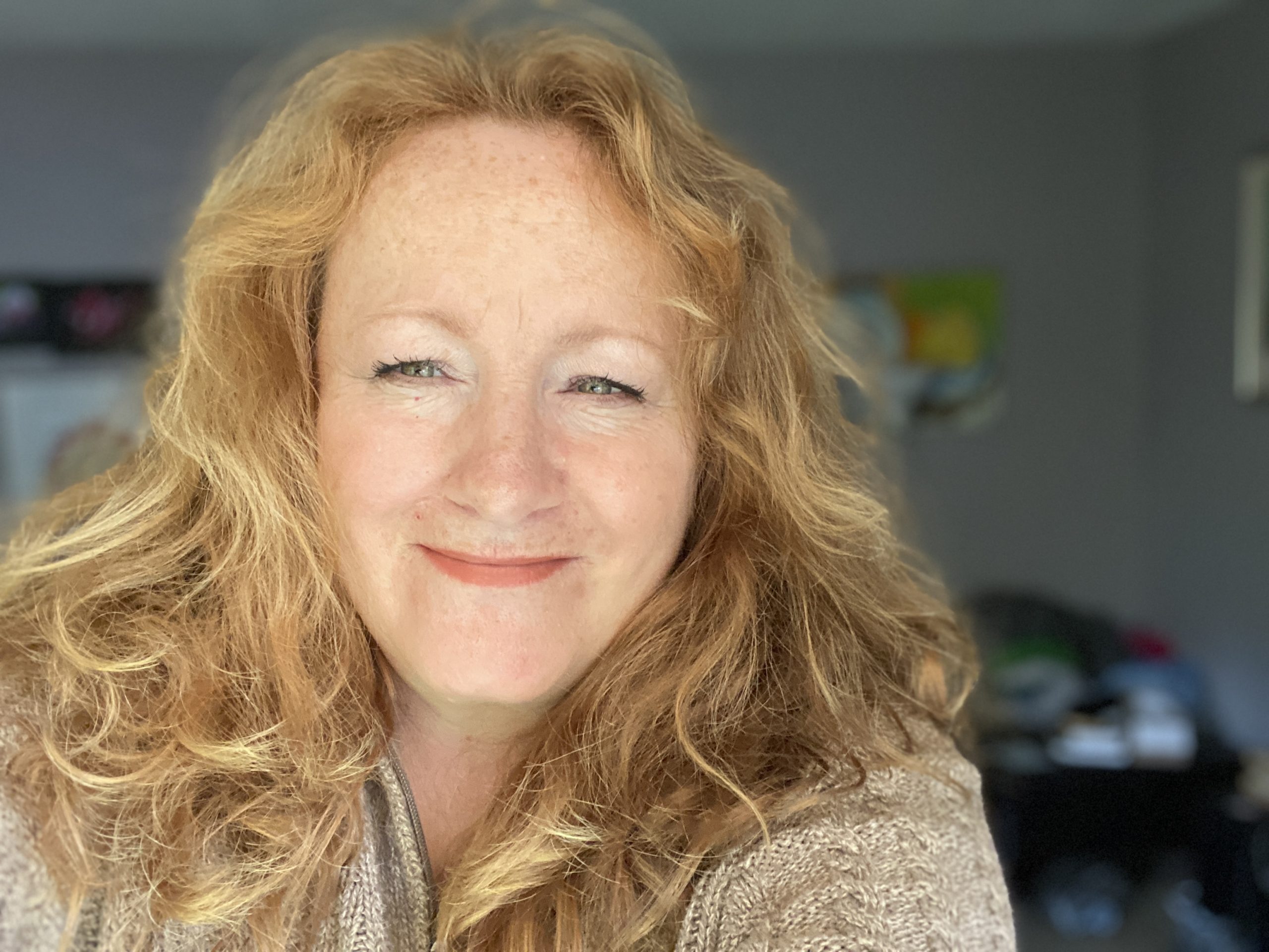 Ceri Peacey, Oceanside Celebrant Services